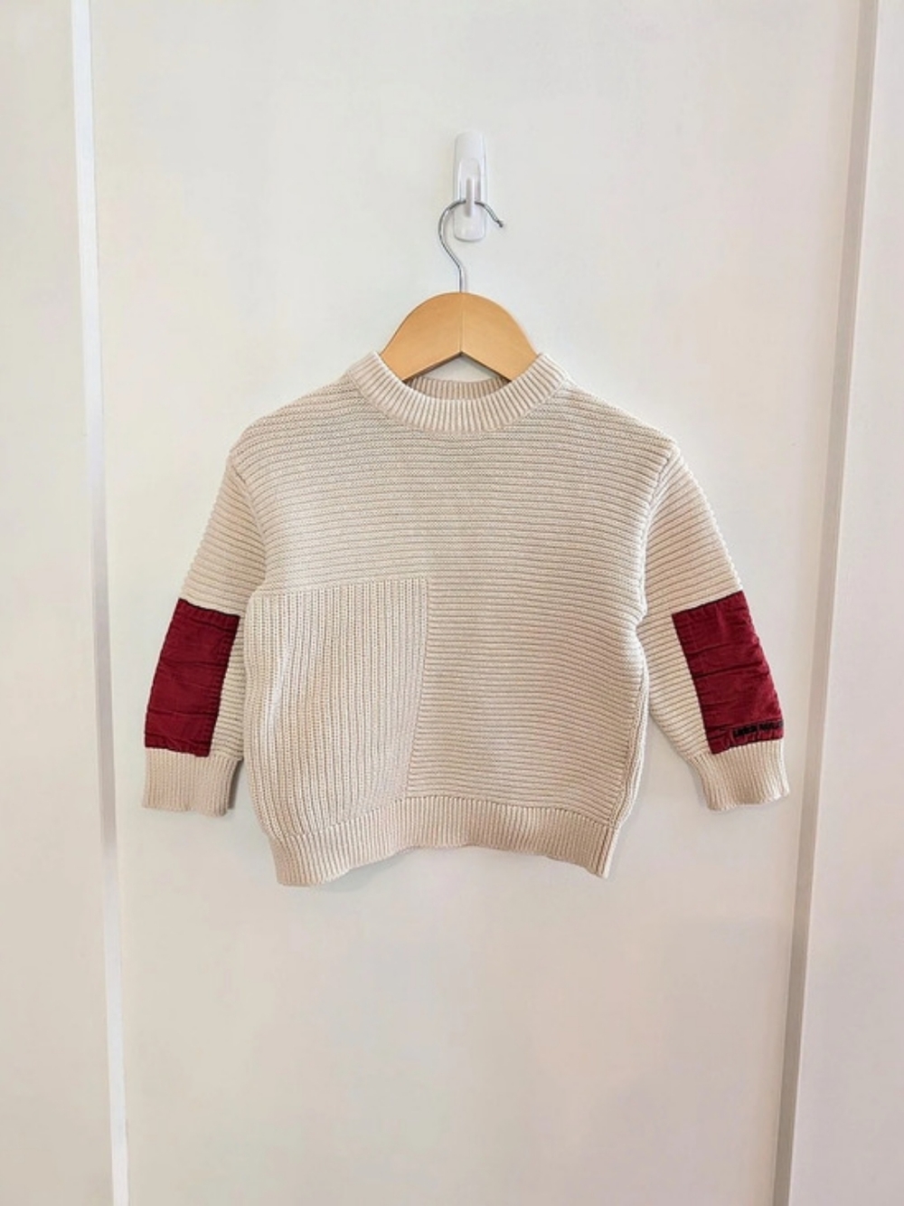 2/$20 💚 Zara Kids Crewneck Sweater in Cream & Red